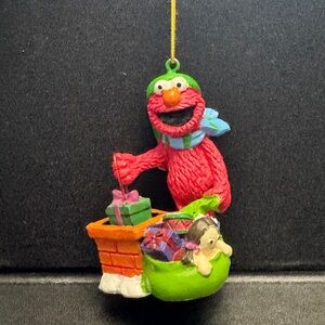 5/$25 Sesame Street Elmo Christmas Ornament EUC